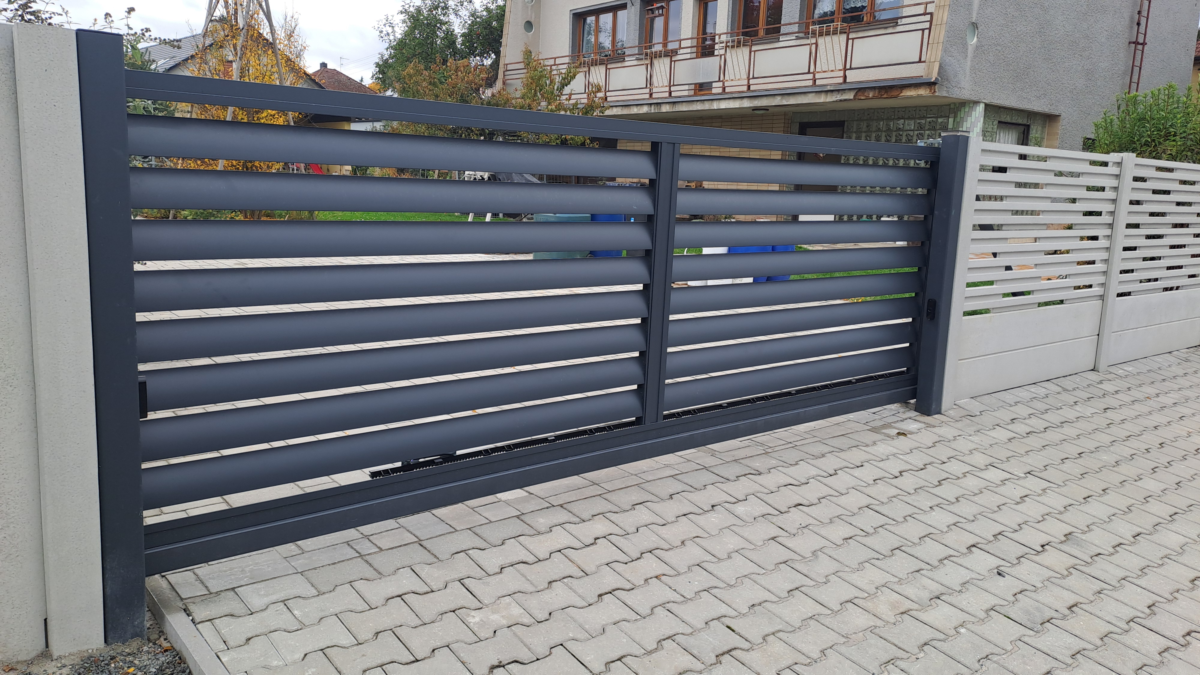 20251010_145115 20251010_145115